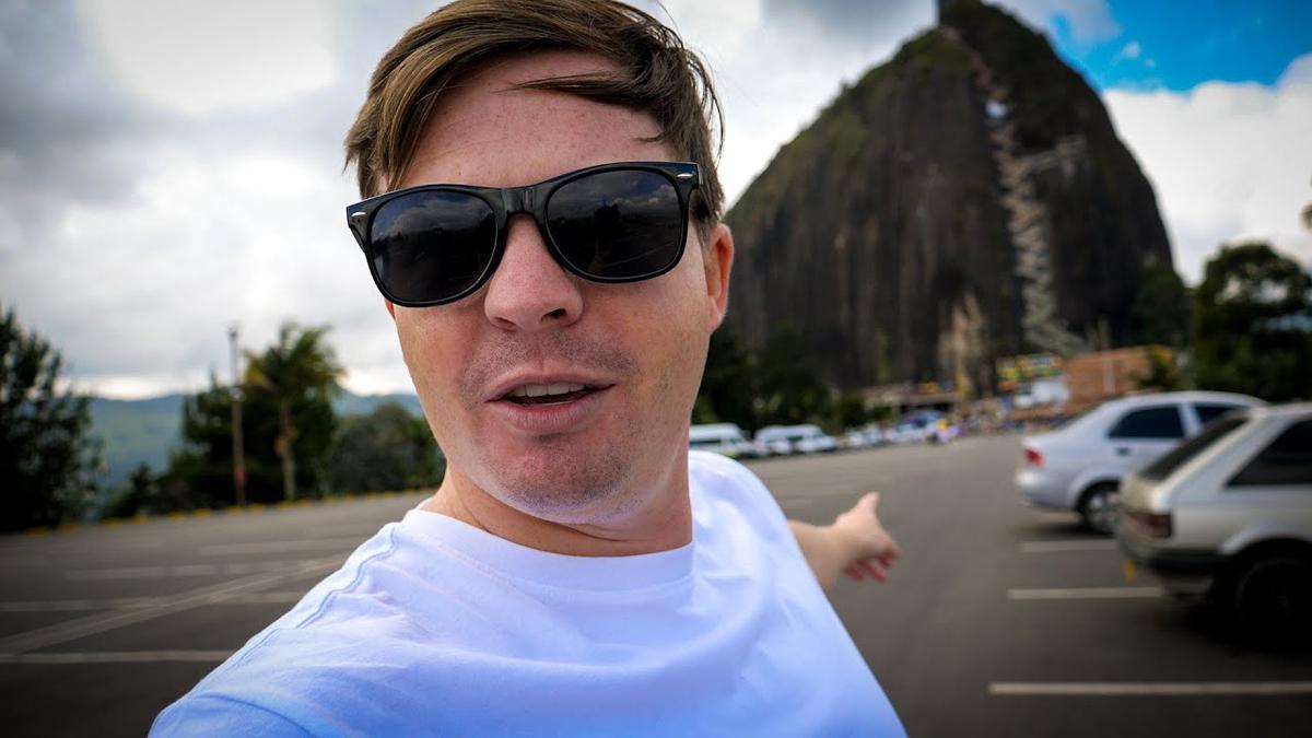 'Video thumbnail for GUATAPÉ - Climbing 'The Rock' in Colombia's Most Beautiful Town'