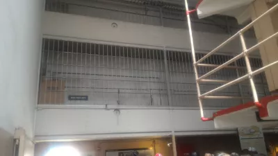 Is it worth to visit AlCatraz? AlCatraz tour review : Gun gallery from where guards can shoot in the prison