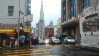 Kde je najlepšie čínske jedlo v čínskej štvrti San Francisco? : Chôdza späť v daždi z najlepších Dim Sum San Francisco v pekárni Good Mong Kok