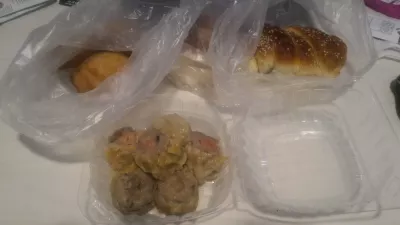 Kde je najlepšie čínske jedlo v čínskej štvrti San Francisco? : Vychutnajte si najlepší Dim Sum San Francisco v pekárni Good Mong Kok v mojej najlacnejšej hotelovej izbe v San Franciscu v hoteli The Urban