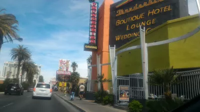 Brunch på containerparken Las Vegas och dess berömda mantis : Bröllopskapell hotell och kasino