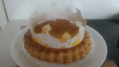 Galette des rois history of frangipane delight : Galette des rois with frangipane filling with its crown