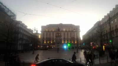 Layover in Lisbon, Portugal with city tour : Square in Lisbon center