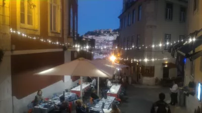 Layover in Lisbon, Portugal with city tour : Going up and down the stairs