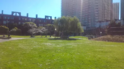 The best walking San Francisco city tour! : Sydney G. Walton square