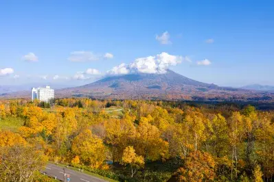Most Picturesque Destination For November : Niseko Village