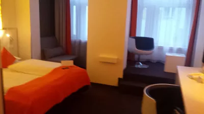 Hotels in düsseldorf - best hotel deals with loyalty program : Renovated room in Wyndham Garden Dusseldorf hotel