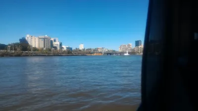 What are the tourist and free public transport in Brisbane? : View on Brisbane CBD from the Brisbane river aboard a CityHopper