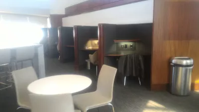 How is Newark airport business club lounge? : Business cubicles