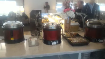 How is Newark airport business club lounge? : Soups and salad bar