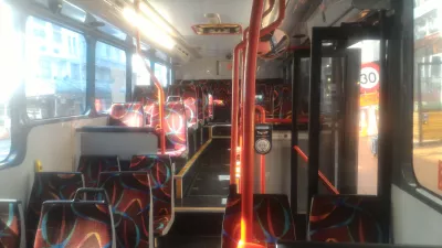 Using the Sky Bus, Auckland airport bus : SkyBus interior