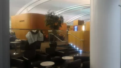 Should you visit the Air Canada Maple Leaf lounge Toronto airport? : Toronto Pearson airport Maple Leaf lounge