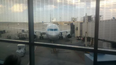 How is the United club lounge in Houston? : Plane ready for boarding