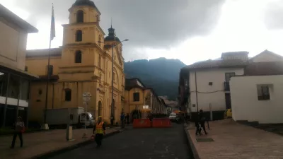 How is the Free walking tour in Bogotá? : Looking at the mountains from La Candelaria