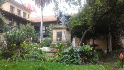 How is the Free walking tour in Bogotá? : Statue of Rufino Jose Cuervo