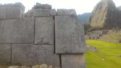 Come È Un Viaggio Di 1 Giorno A Machu Picchu, In Perù? : Pietre architettoniche inca