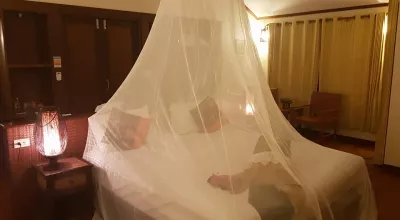 Thailand holidays part five : arrival in Koh Mook resort on Trang islands : Mosquito net in my Ko Muk accomodation