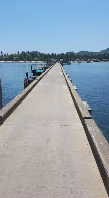 Thailand holidays part five : arrival in Koh Mook resort on Trang islands : Koh mook pier 