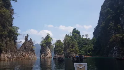 Thailand holiday : part four, Khao Sok and Trang : Boat trip on Lake Ratchaprapa Dam