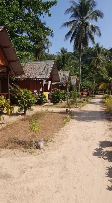 Thai holiday part six : Koh Mook island, Farang and Charlie beach : Charlies beach house