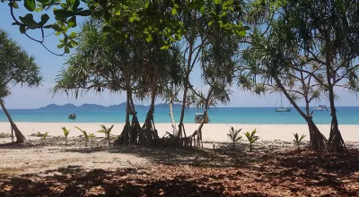 Thais vakantiedeel zes: Koh Mook-eiland, Farang en Charlie-strand : charlie beach resort