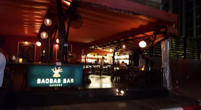 Tajska počitnice: 2. dan, se sprehodite po ulicah Bangkoka : Baobab bar Bangkok