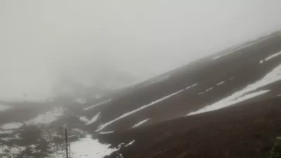 ทุกอย่างเกี่ยวกับทัวร์ 1 วันที่ Vinicunca สายรุ้งภูเขาเปรู : หิมะปกคลุมภูเขารุ้ง Vinicunca