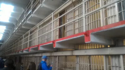 Is it worth to visit AlCatraz? AlCatraz tour review : First view on the prison cells