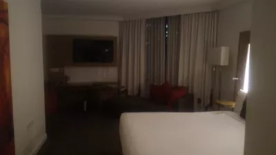 Allotjar-se en un dels millors hotels prop de l'estació central de Brisbane, el Novotel Brisbane : Dins d’una habitació