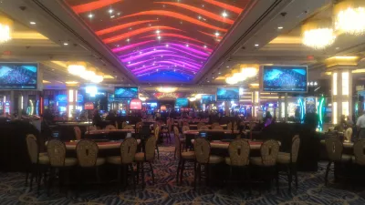 Walking on the best parts of Las Vegas strip up to the neon museum : Casino inside Venetian hotel