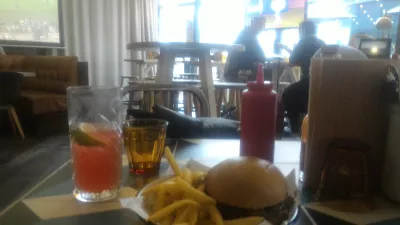 Cheap eats Auckland: what are the best cheap places to eat in Auckland? : Enjoying a burger below 20$ at Andy's Burger bar in Sky Tower