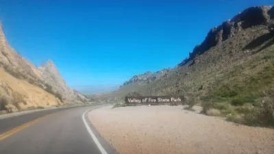 A day tour at valley of fire state park in Nevada : Park's entry sign