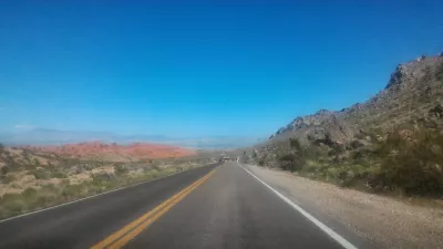 A day tour at valley of fire state park in Nevada : Park's entrance