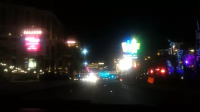 First day in Vegas visiting a friend: the Strip at night, cooking tarte flambée : Driving the Las Vegas strip at night