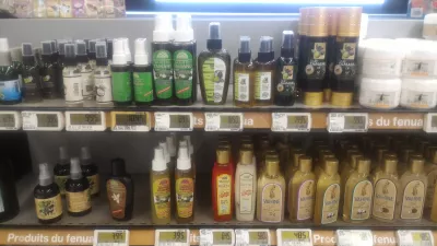 What to eat in Tahiti in the middle of the Pacific ocean? : Tamanu and Monoi oil in Carrefourg French supermarket