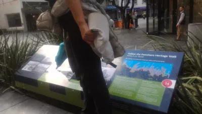 Rejoindre la seule visite à pied gratuite d'Auckland : Panneau de promenade du patrimoine