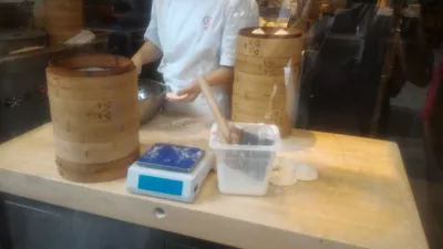 Joining the only free walking tour Auckland : Dumplings preparation in Chinatown