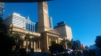 How is the free walking tour Brisbane? : City hall