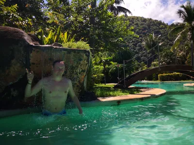 How is the longest swimming pool in Polynesia? : Under a water fountain between two swim sessions