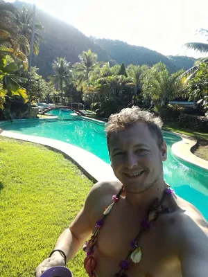 How is the longest swimming pool in Polynesia? : Morning coffee with Tahiti mountains in the background