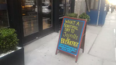 New York Central park free walking tour : Beautiful day to join us for breakfast sign