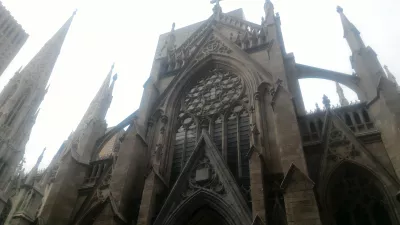 NYC grand central free tour : Saint Patrick cathedral