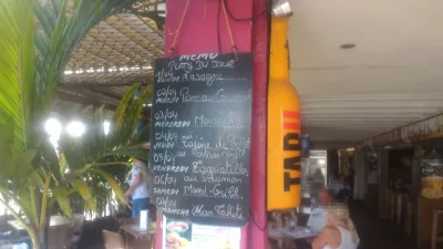 Papeete's municipal market, a walk in Tahitian pearls paradise : Lunch of the day menu at Bora Bora lounge Papeete