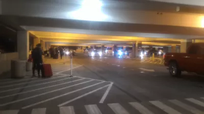 Desde el hotel Kissimmee cerca de Orlando a Las Vegas : Área compartida en el aeropuerto de Las Vegas.