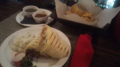 From Kissimmee hotel near Orlando to Las Vegas : Fulfilling burrito at El Dora Cantina in Vegas