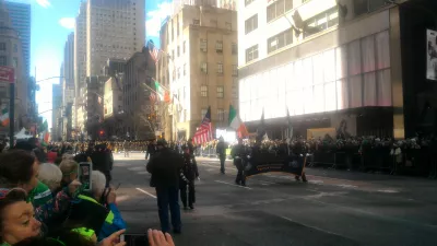 Saint Patrick's day parade New York City 2019 : Emeral society pipes and drums marching band