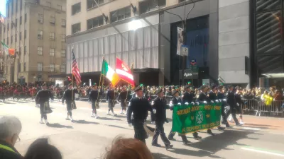 Saint Patrick's day parade New York City 2019 : Fire department New York City marching band
