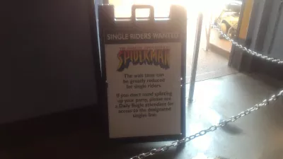 Isang araw sa Universal Studios Islands of Adventure : Mag-sign ng single Rider ng Spiderman