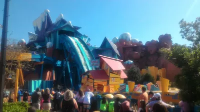 En dag i Universal Studios Islands of Adventure : Splash attraktion