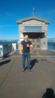 Walking on Embarcadero center in San Francisco : Having coffee at port of San Francisco